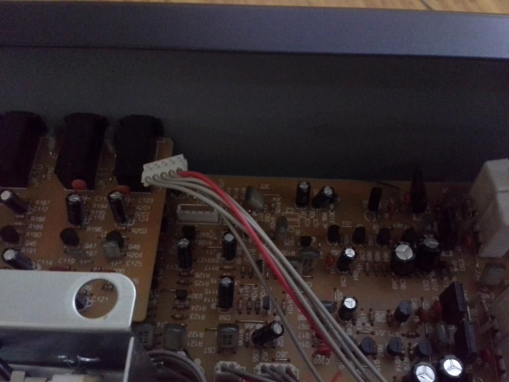 Guitar amp hiss. Roland Jazz Chorus 120 JC120 Sorin Petrila